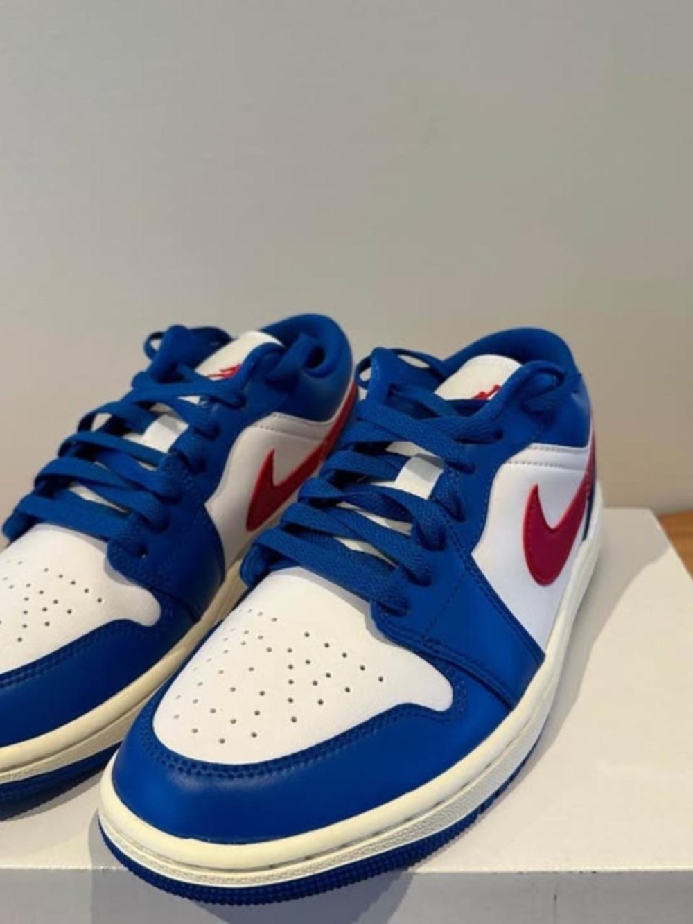 Women's Jordan 1's